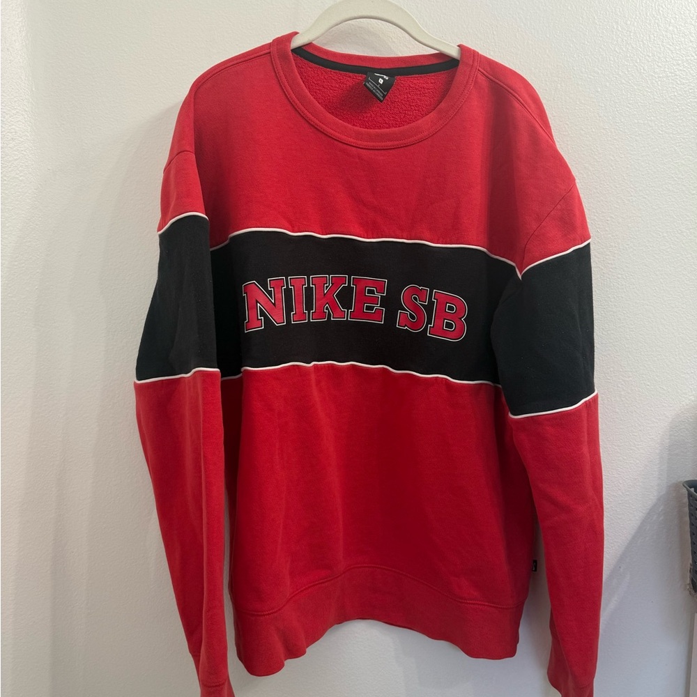 NIKE SB crewneck